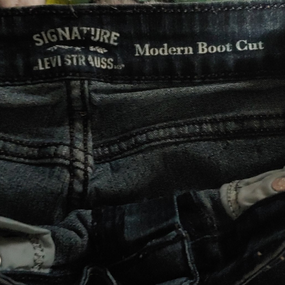 Jeans - Picture 2 of 2